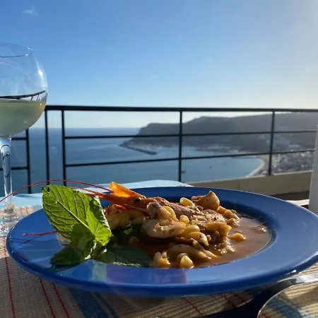 Sea View Sesimbra- Vista Mar * 塞辛布拉